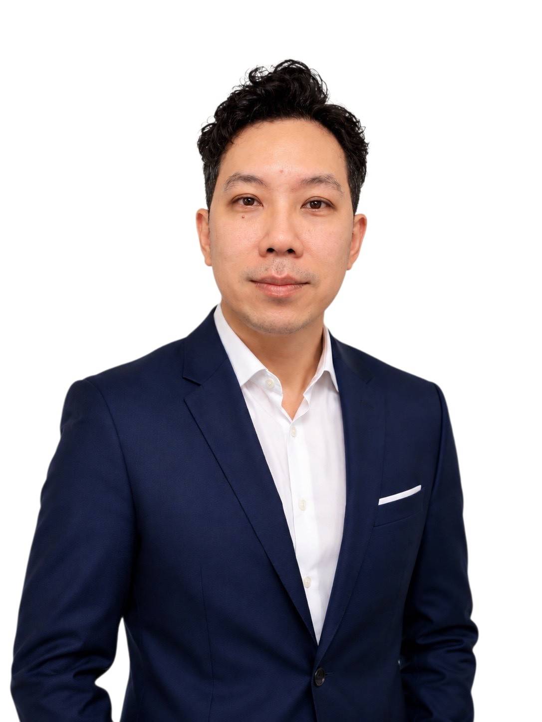 นาย ปลิศ เทวะประทีป